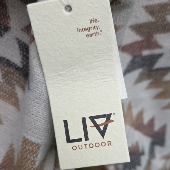 Aztec Print Long Shacket - NEW - Picture 6 of 11